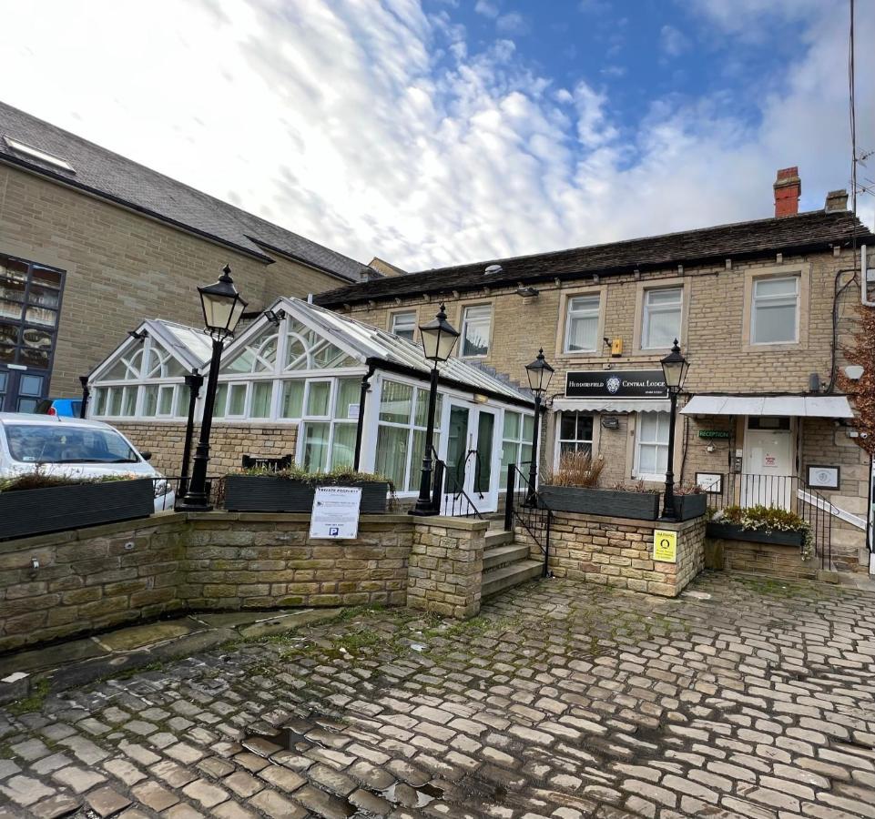 Huddersfield Central Lodge Экстерьер фото